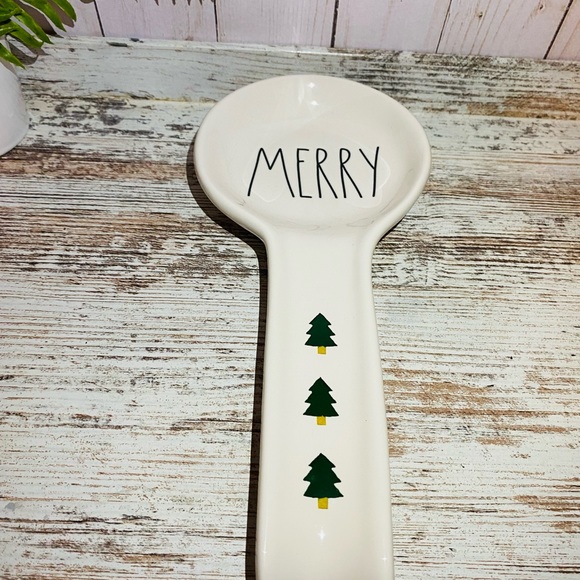 Rae Dunn MERRY kitchen spoon rest 2022 - Picture 7 of 8